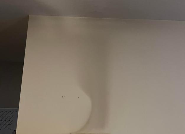 Как убрать копоть со стен и потолка своими руками